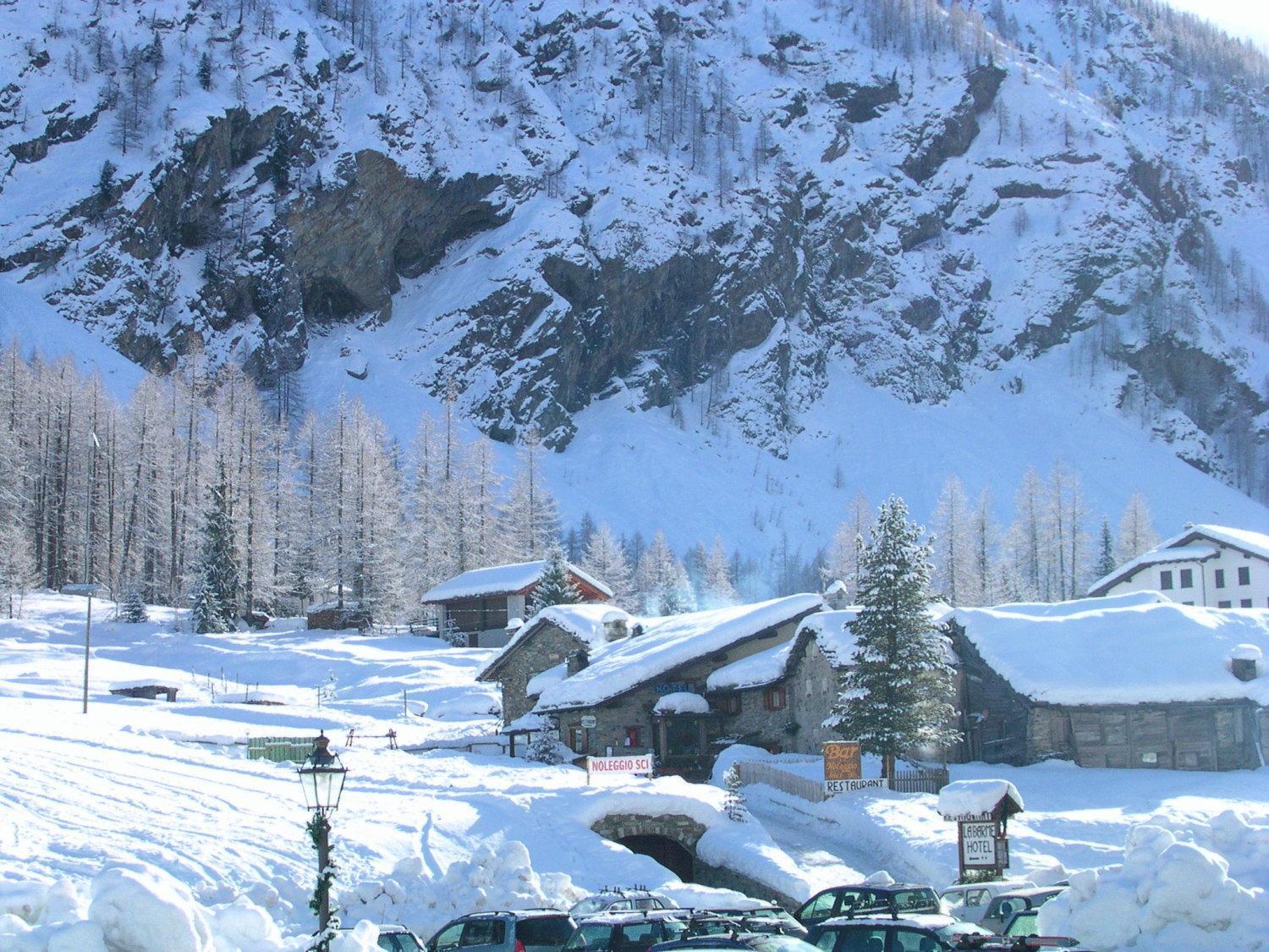 Hotel Restaurant La Barme Cogne Exterior foto