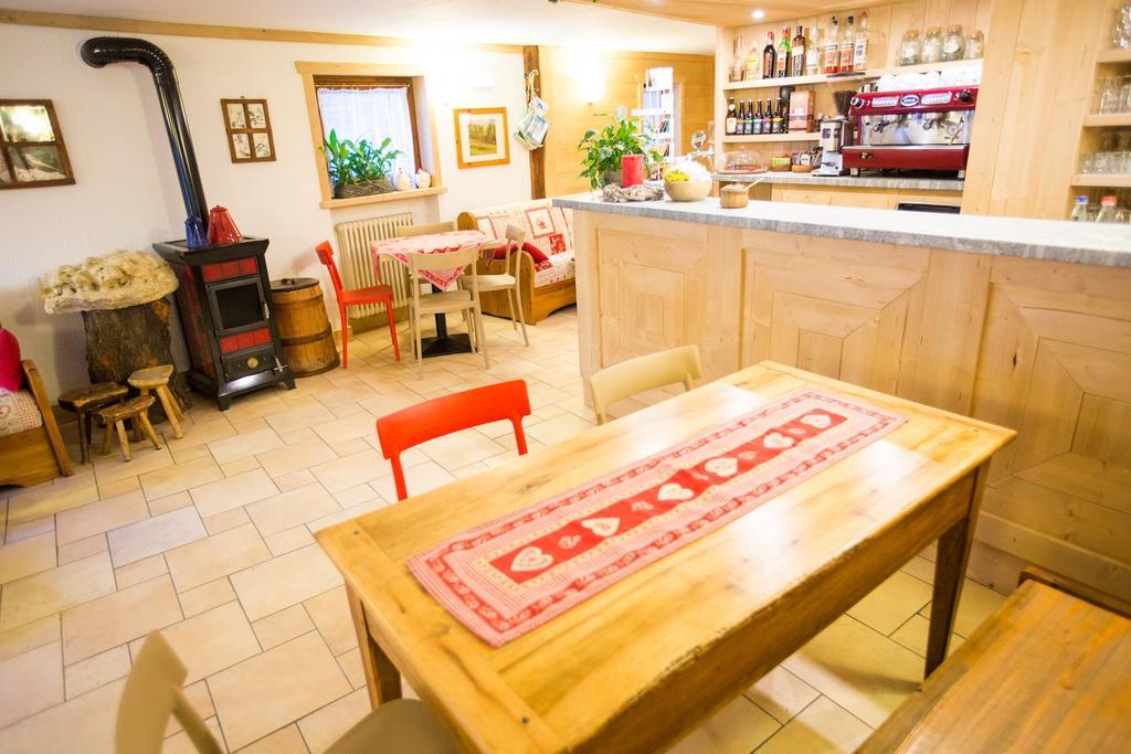 Hotel Restaurant La Barme Cogne Exterior foto