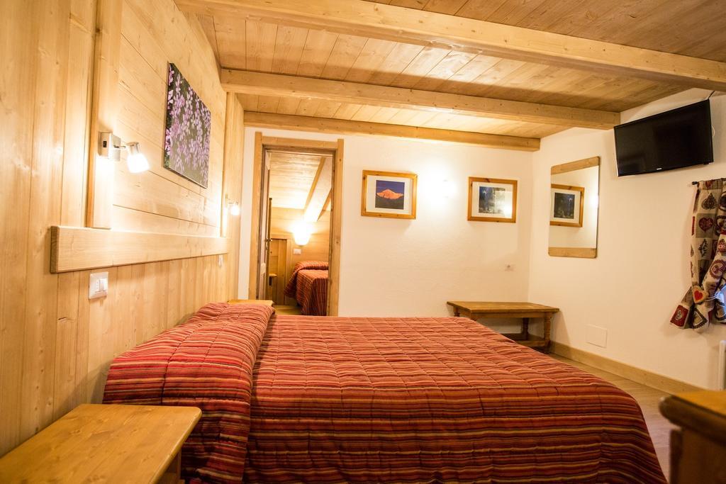 Hotel Restaurant La Barme Cogne Exterior foto